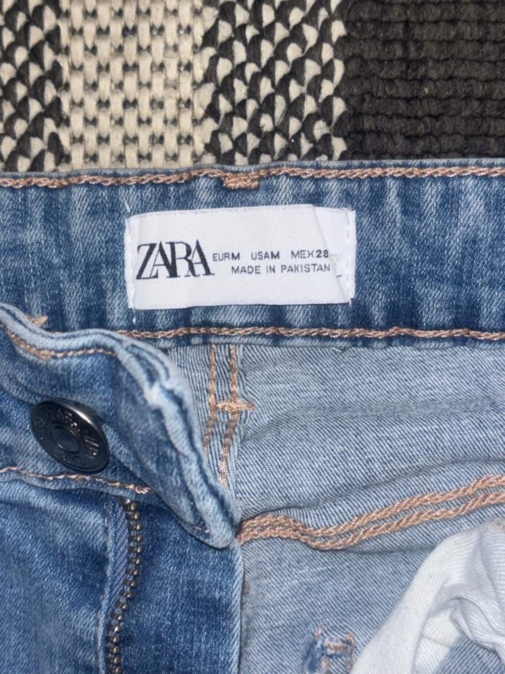 Zara Light Blue Skinny Jeans - Picture 2 of 4